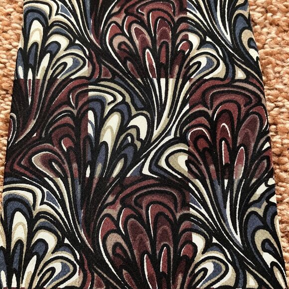 Oscar De La Renta Neck Tie Silk Abstract Swirls Made In USA - Picture 2 of 6